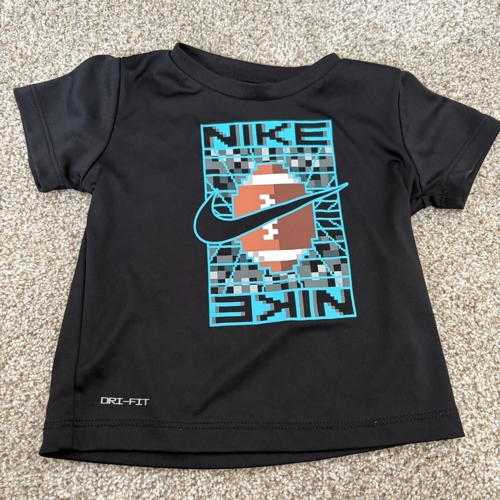 Nike Black Graphic T-Shirt Football Toddler Baby 18m lightweight